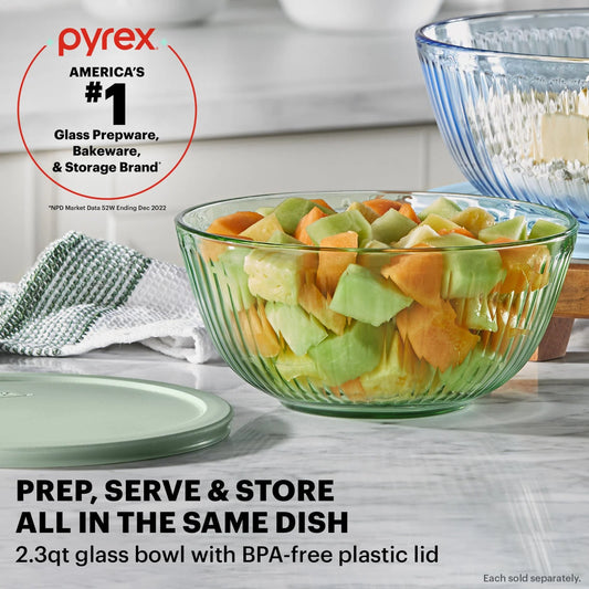 Pyrex® Colors Sculpted Tinted 2.3-quart Mixing Bowl with Lid, Green